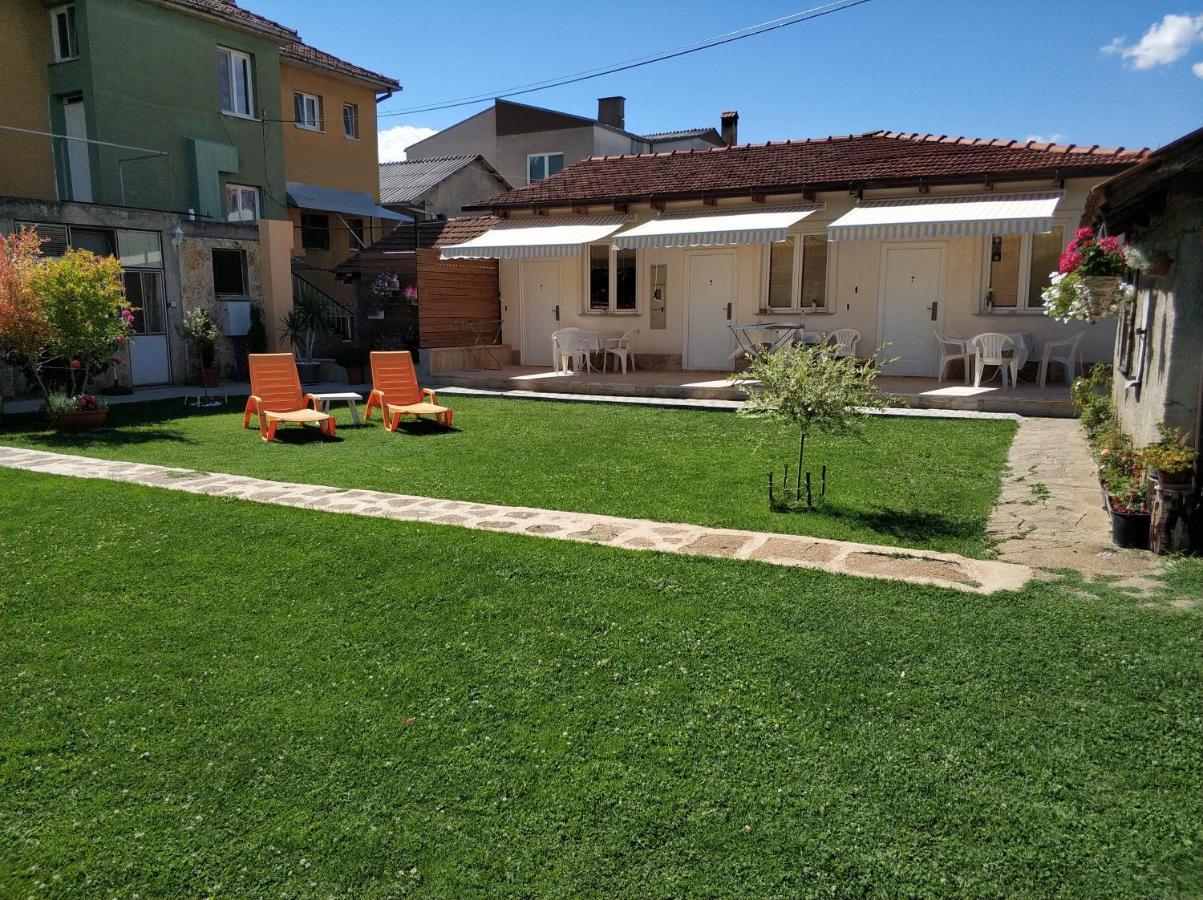 Apartments Three אוהריד מראה חיצוני תמונה