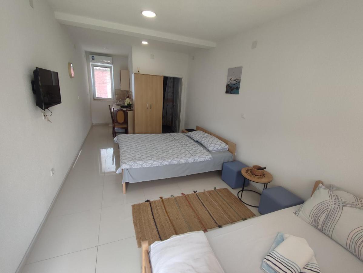 Apartments Three אוהריד מראה חיצוני תמונה